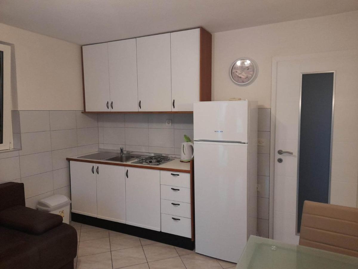 Franko Apartmani Zambratija  Exterior photo