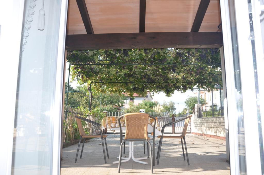 Franko Apartmani Zambratija  Exterior photo
